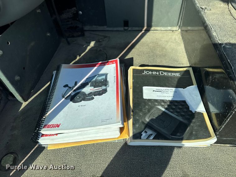 image for item OE9549 2014 Elgin Pelican street sweeper truck