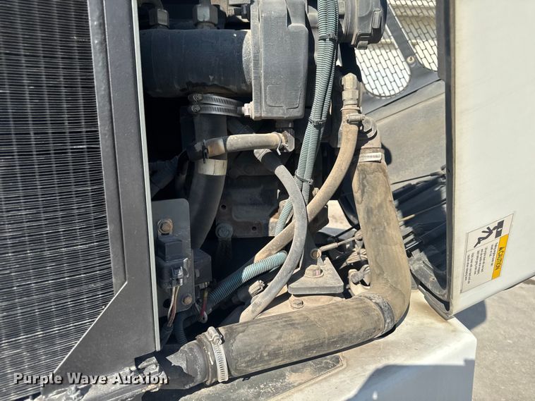 image for item OE9549 2014 Elgin Pelican street sweeper truck