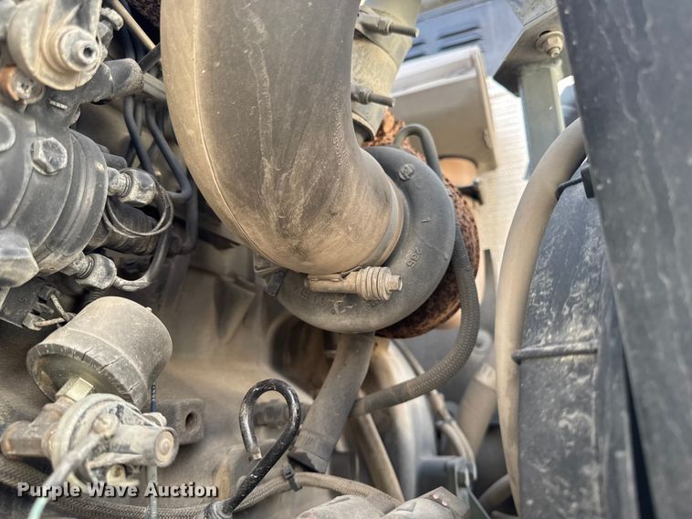 image for item OE9549 2014 Elgin Pelican street sweeper truck