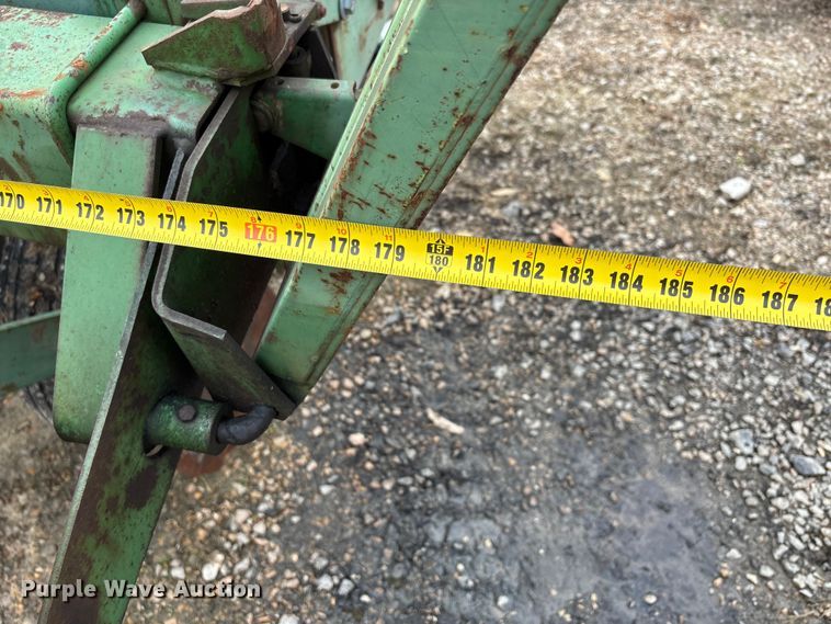 image for item DT0018 John Deere 7000 planter