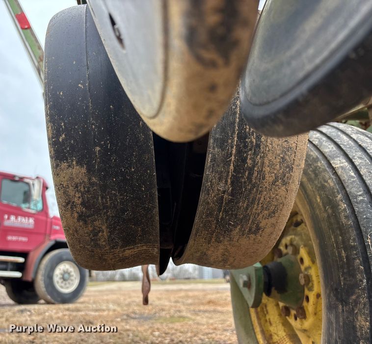 image for item DT0018 John Deere 7000 planter