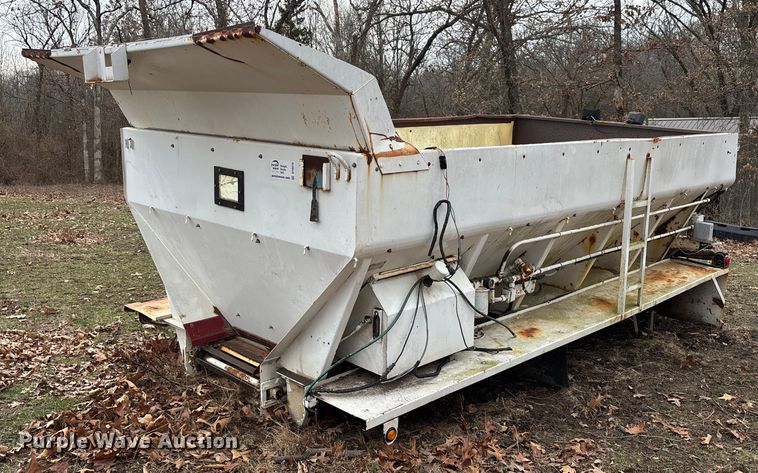 image for item DT0019 Spreader bed