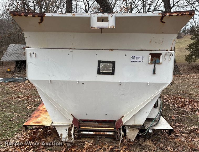 image for item DT0019 Spreader bed