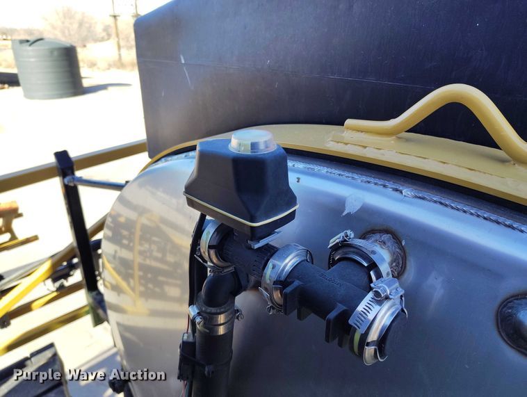 image for item DT0926 2020 Rogator RG900C sprayer