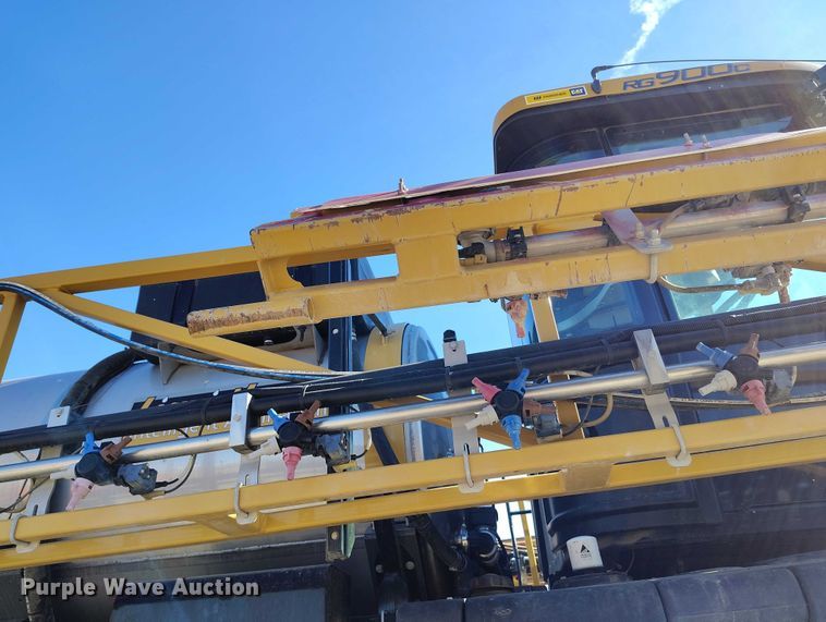 image for item DT0926 2020 Rogator RG900C sprayer