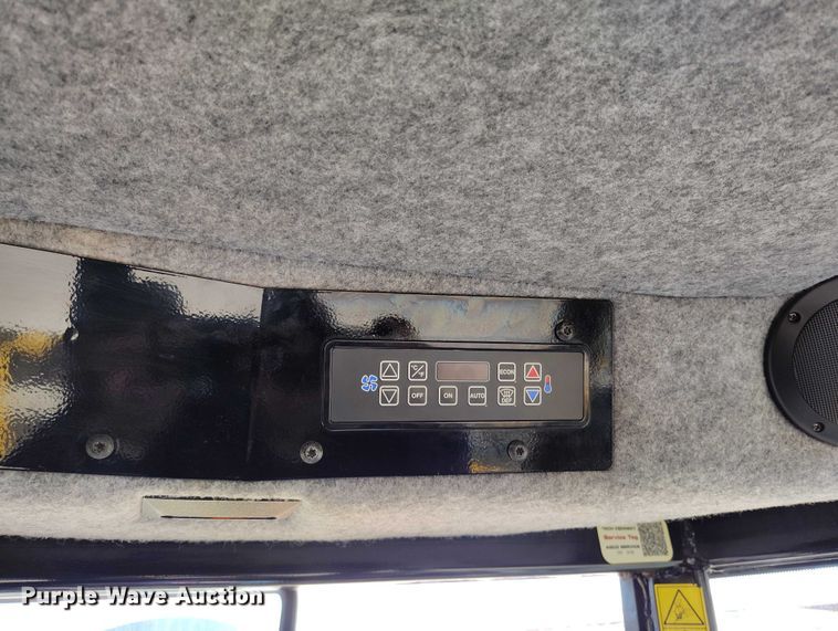 image for item DT0926 2020 Rogator RG900C sprayer