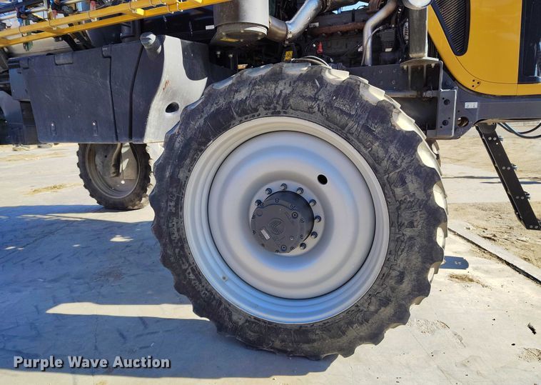 image for item DT0926 2020 Rogator RG900C sprayer