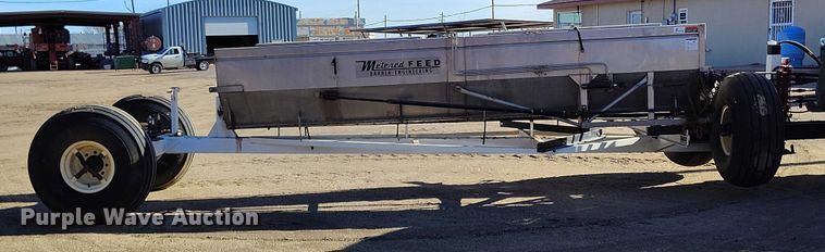 image for item DT0927 Barber spreader