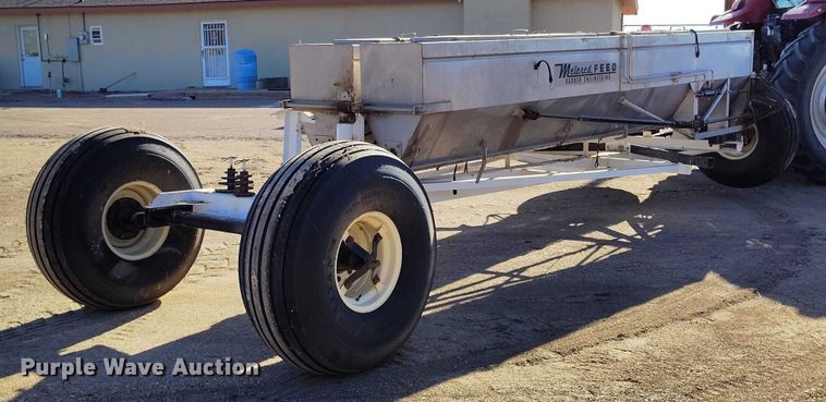 image for item DT0927 Barber spreader