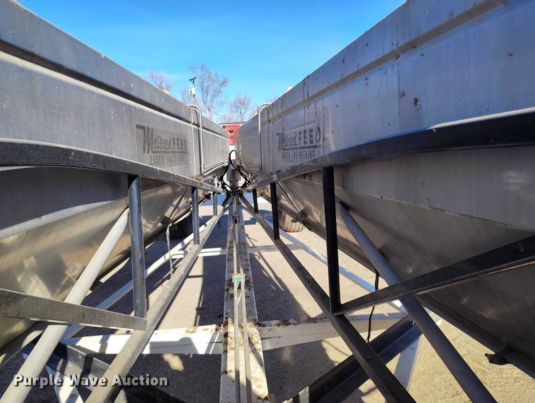 image for item DT0927 Barber spreader