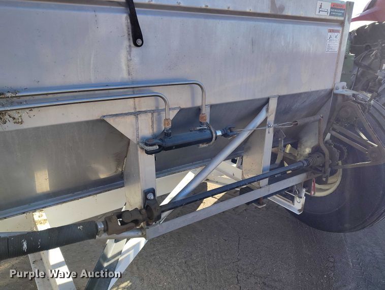 image for item DT0927 Barber spreader