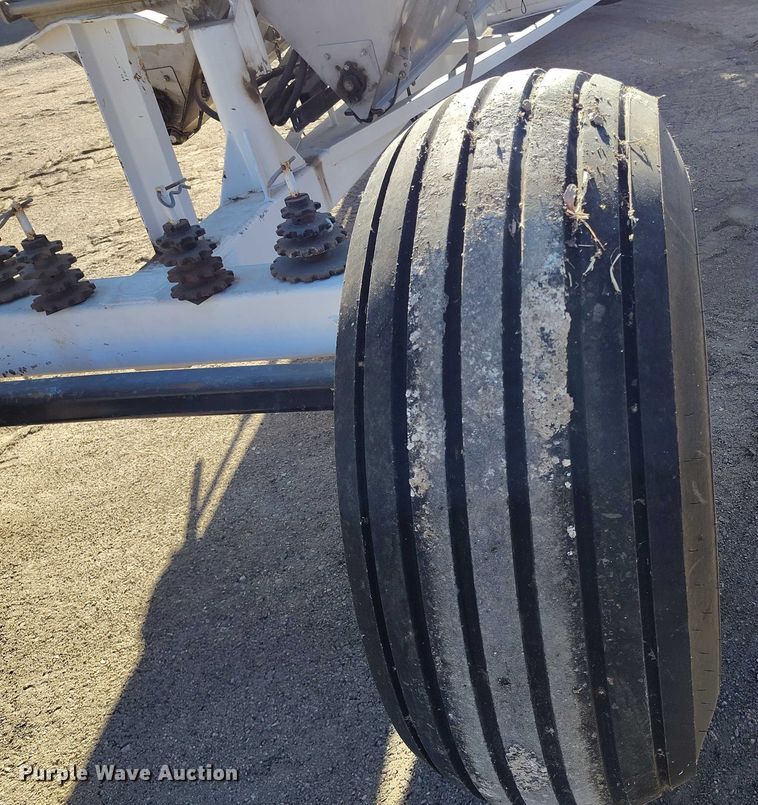 image for item DT0927 Barber spreader