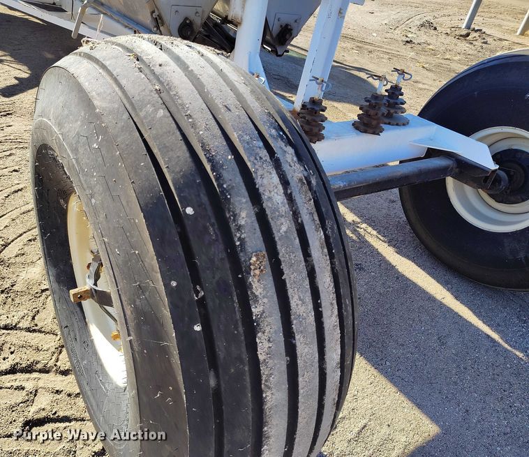 image for item DT0927 Barber spreader