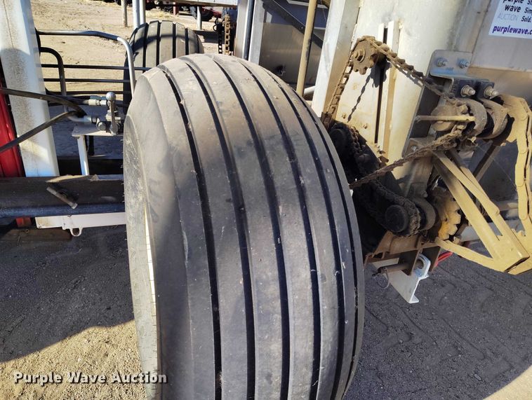 image for item DT0927 Barber spreader