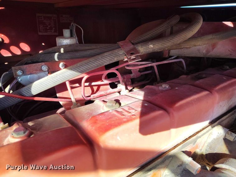 image for item DT0928 1978 International 1440 combine