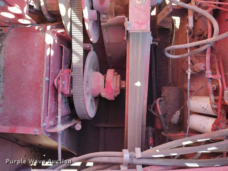 image for item DT0928 1978 International 1440 combine