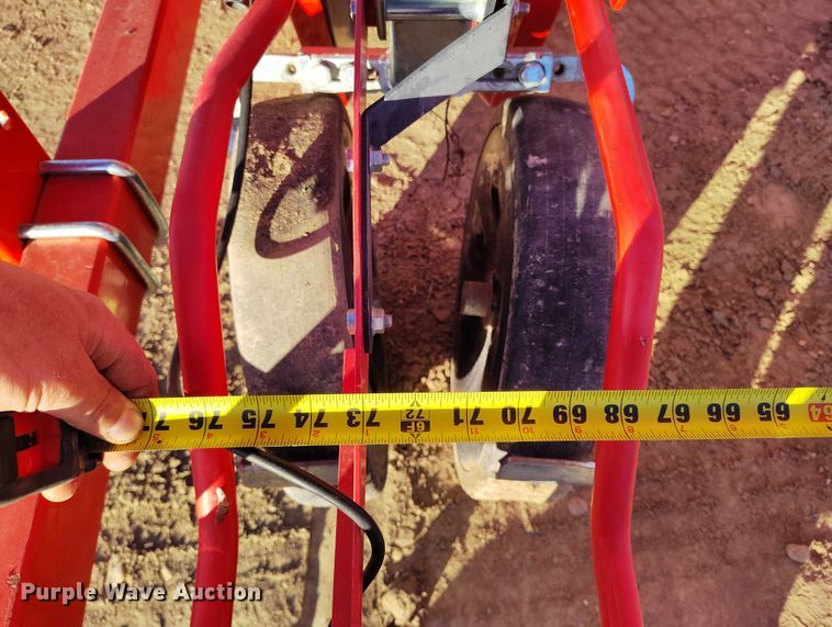 image for item DT0932 2019 Checchi & Magli Wolf Pro 3 transplanter