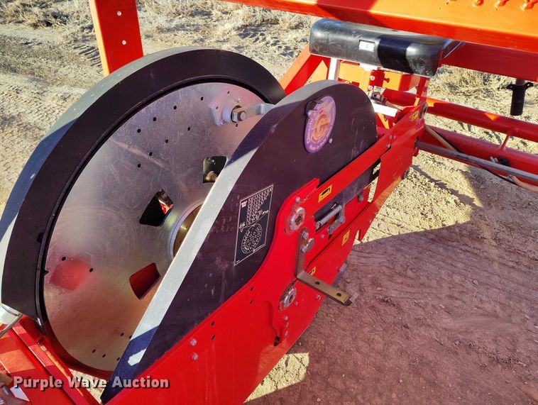 image for item DT0932 2019 Checchi & Magli Wolf Pro 3 transplanter