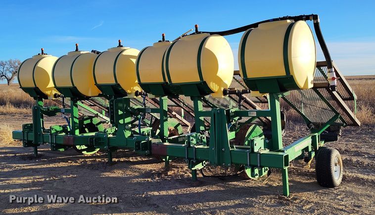 image for item DT0933 Rain-Flo Irrigation 1600 Serries II transplanter