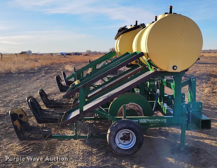 image for item DT0933 Rain-Flo Irrigation 1600 Serries II transplanter
