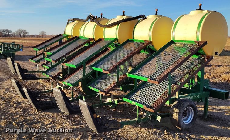 image for item DT0933 Rain-Flo Irrigation 1600 Serries II transplanter