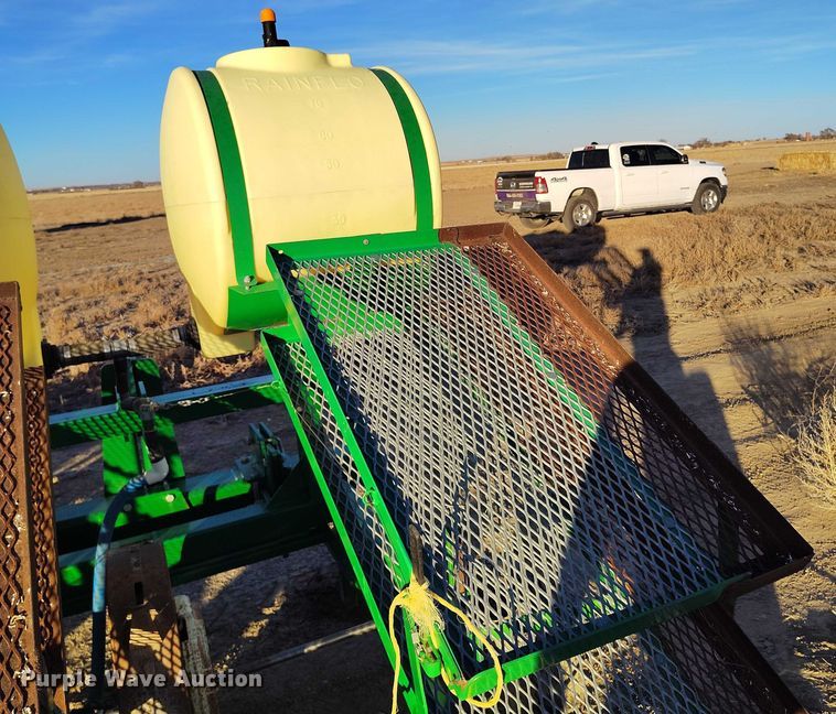 image for item DT0933 Rain-Flo Irrigation 1600 Serries II transplanter