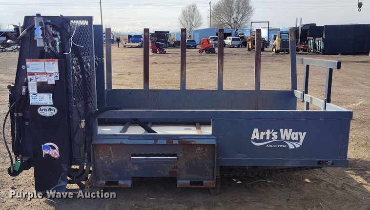 image for item DT0943 Arts Way 650600 Top-Spread wheel loader bale processor