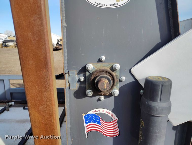 image for item DT0943 Arts Way 650600 Top-Spread wheel loader bale processor