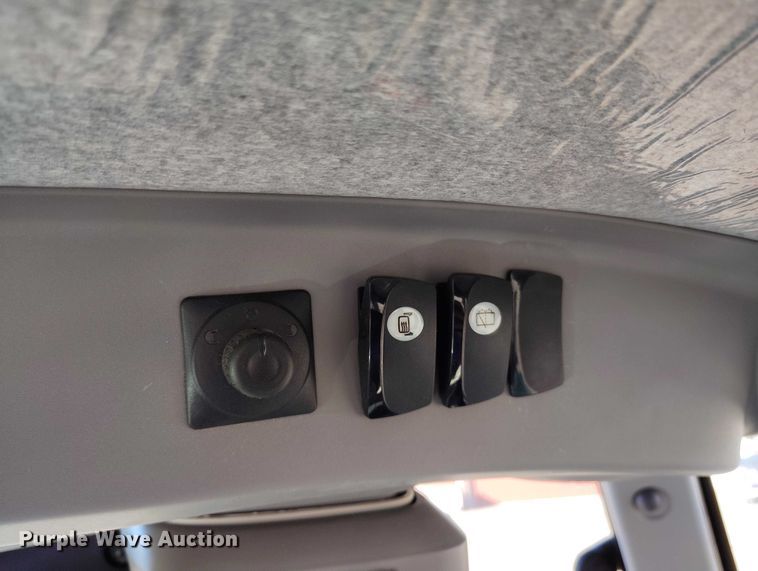 image for item DT0951 2022 Deutz-Fahr 9340 TTV Agrotron Warrior MFWD tractor