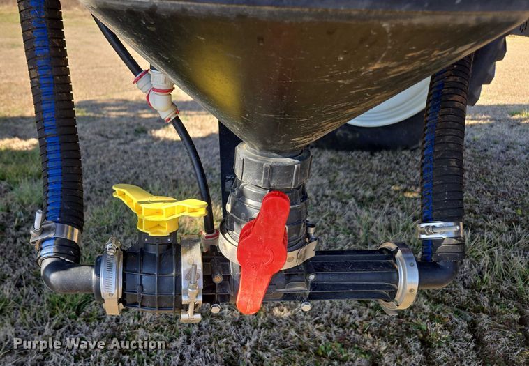 image for item DU2720 2023 Apache AS850 sprayer