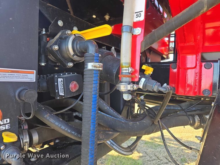 image for item DU2720 2023 Apache AS850 sprayer