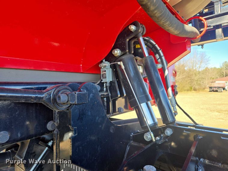 image for item DU2720 2023 Apache AS850 sprayer