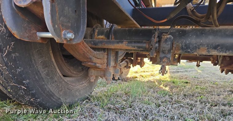 image for item DU2721 2012 KBH fertilizer tender trailer