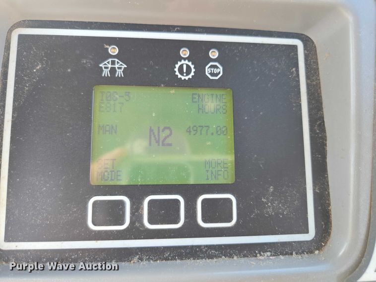 image for item DU2724 2010 Terragator 6203 sprayer