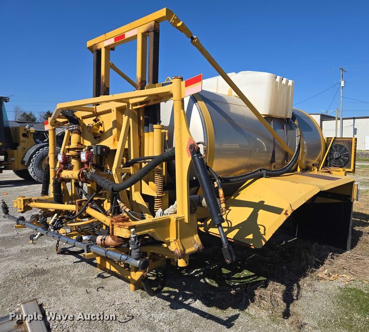 image for item DU2725 AGCO sprayer bed