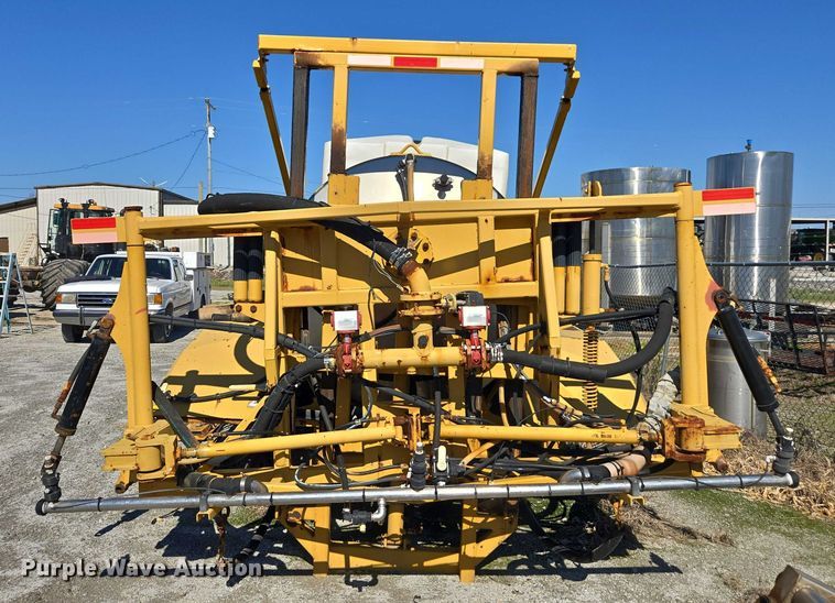 image for item DU2725 AGCO sprayer bed