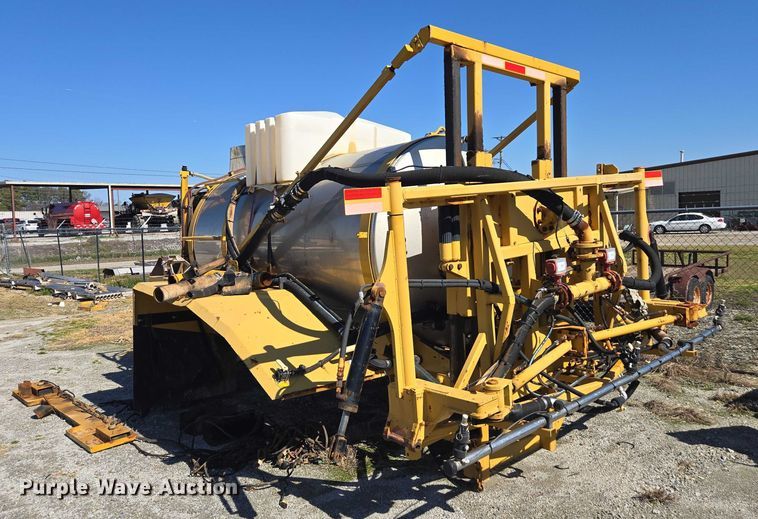 image for item DU2725 AGCO sprayer bed