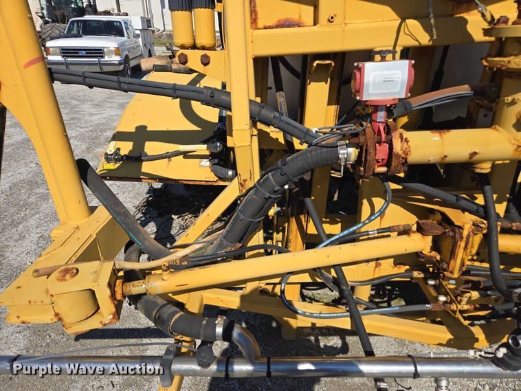 image for item DU2725 AGCO sprayer bed