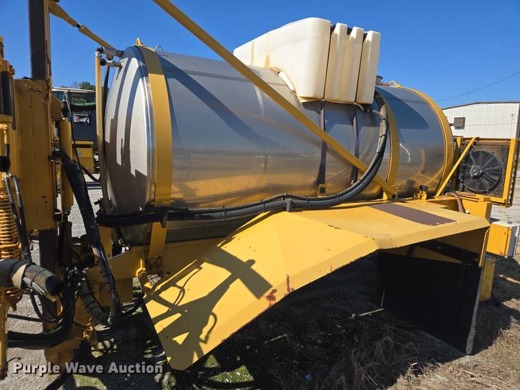 image for item DU2725 AGCO sprayer bed