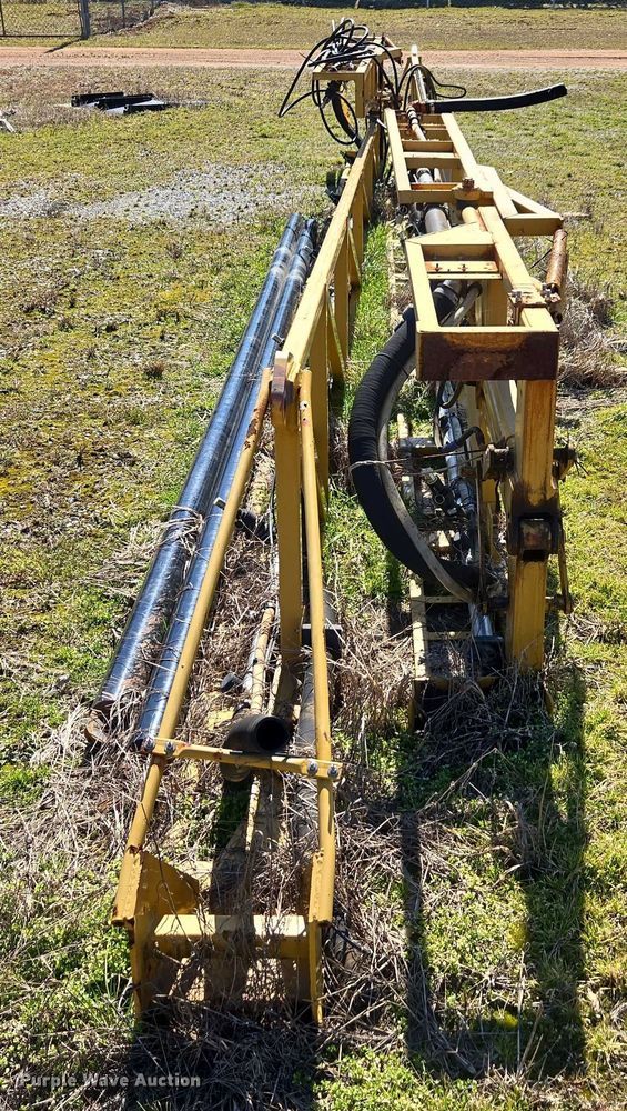 image for item DU2725 AGCO sprayer bed