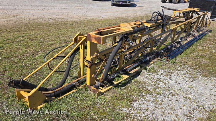 image for item DU2725 AGCO sprayer bed