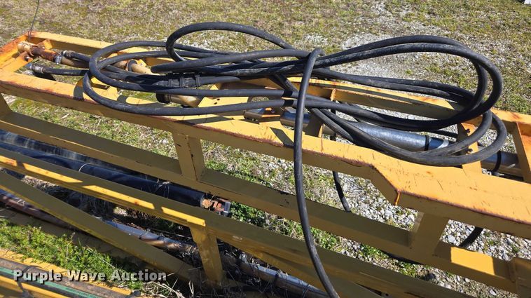 image for item DU2725 AGCO sprayer bed