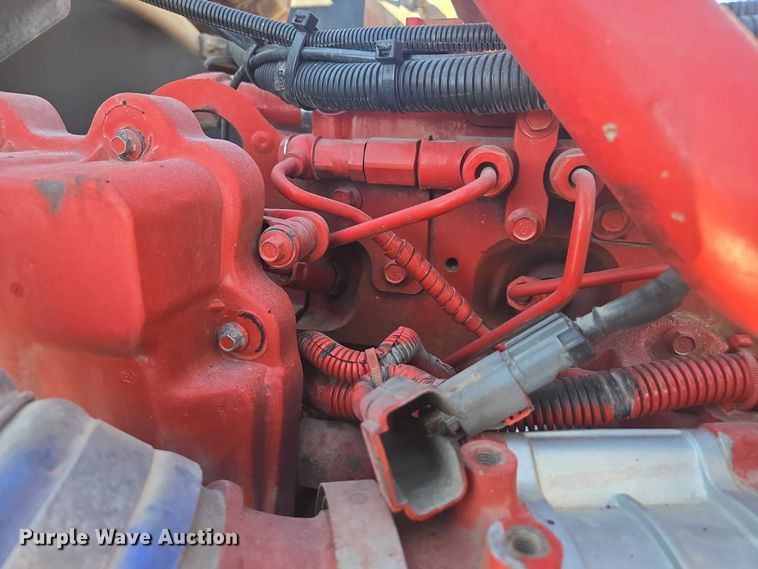 image for item DU2726 2016 Peterbilt 389 semi truck