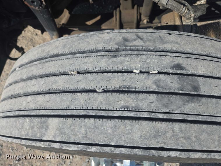 image for item DU2726 2016 Peterbilt 389 semi truck