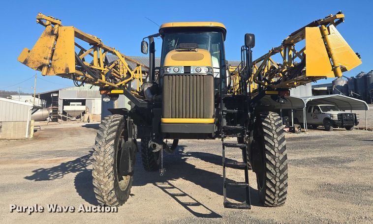 image for item DU2727 2014 RoGator RG1300 sprayer