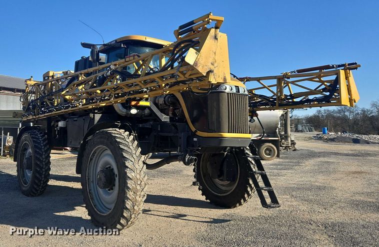 image for item DU2727 2014 RoGator RG1300 sprayer