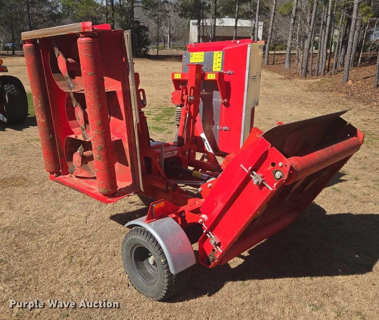 image for item DU2731 2024 Trimax Snake S2 320 batwing finish mower