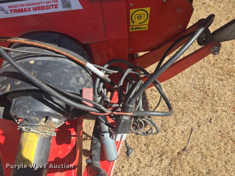 image for item DU2731 2024 Trimax Snake S2 320 batwing finish mower