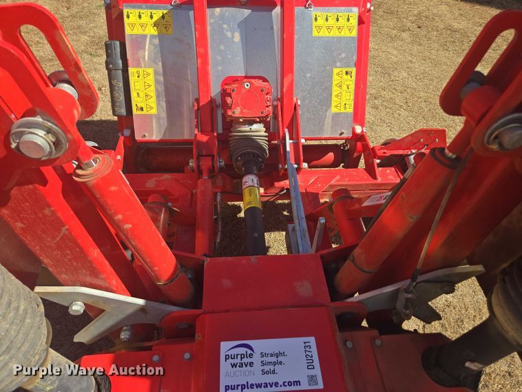 image for item DU2731 2024 Trimax Snake S2 320 batwing finish mower