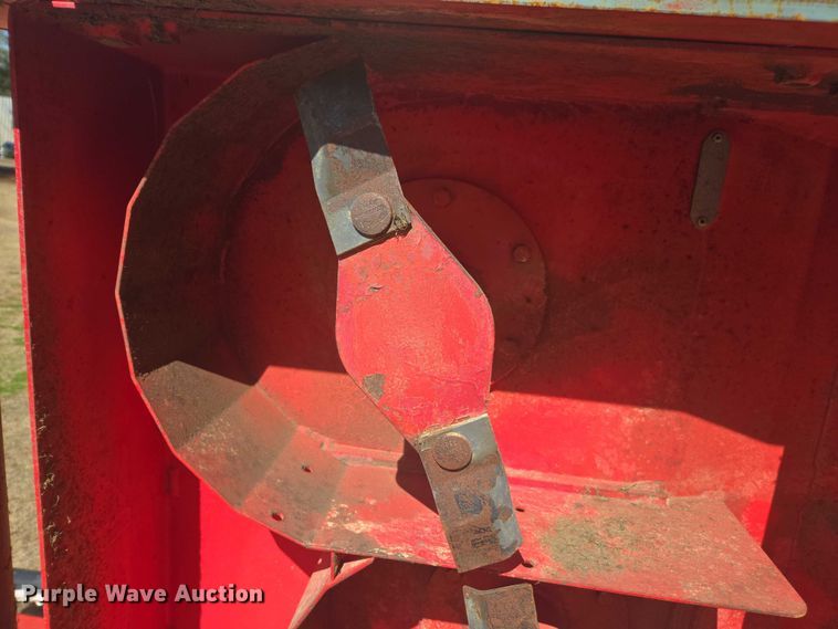 image for item DU2731 2024 Trimax Snake S2 320 batwing finish mower